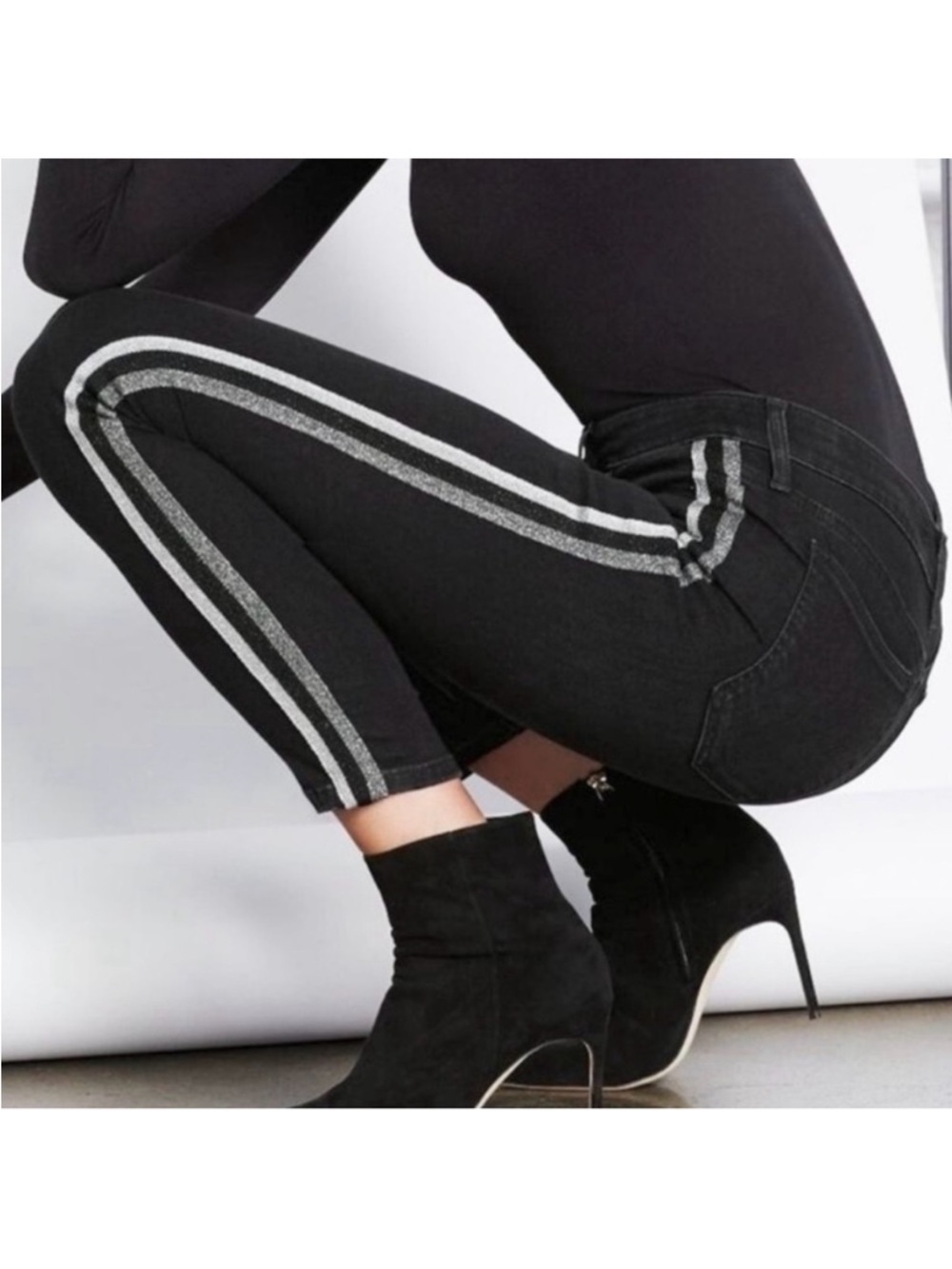 EUC Joe’s Jeans The Charlie High Rise Skinny Ankle Metallic Stripe Black Size 25